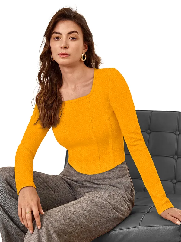 Yellow_Polyester_Knitting_Tops_for_Women