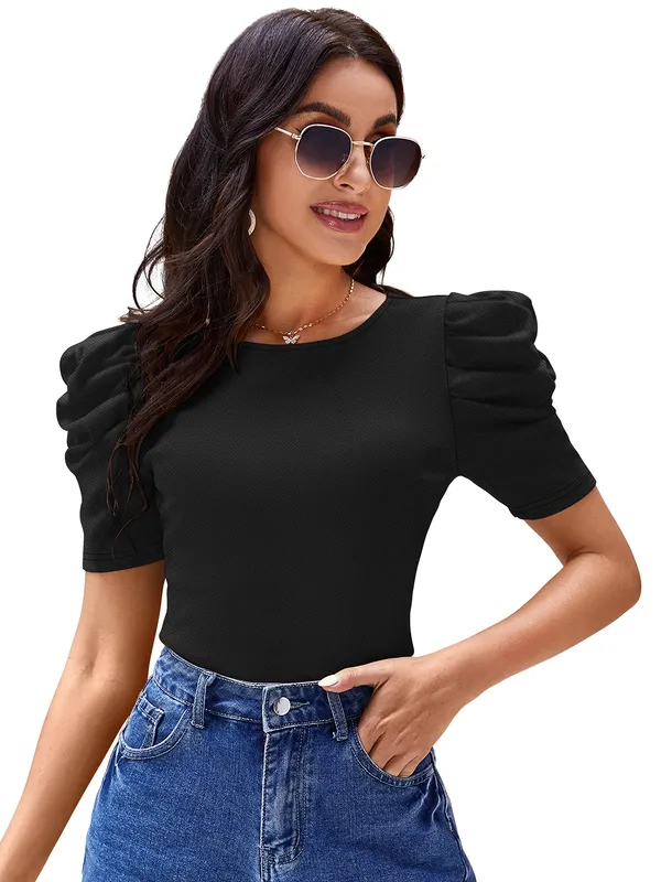 Black_Polyester_Knitting_T-Shirt_for_Women