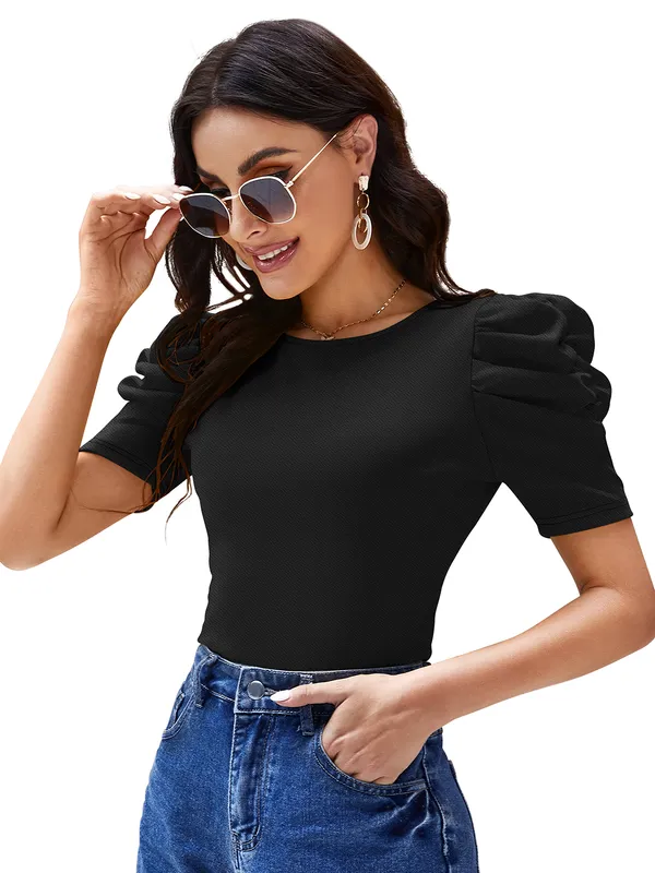 Black_Polyester_Knitting_T-Shirt_for_Women