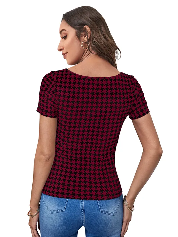 Maroon_Polyester_Knitting_T-Shirt_for_Women