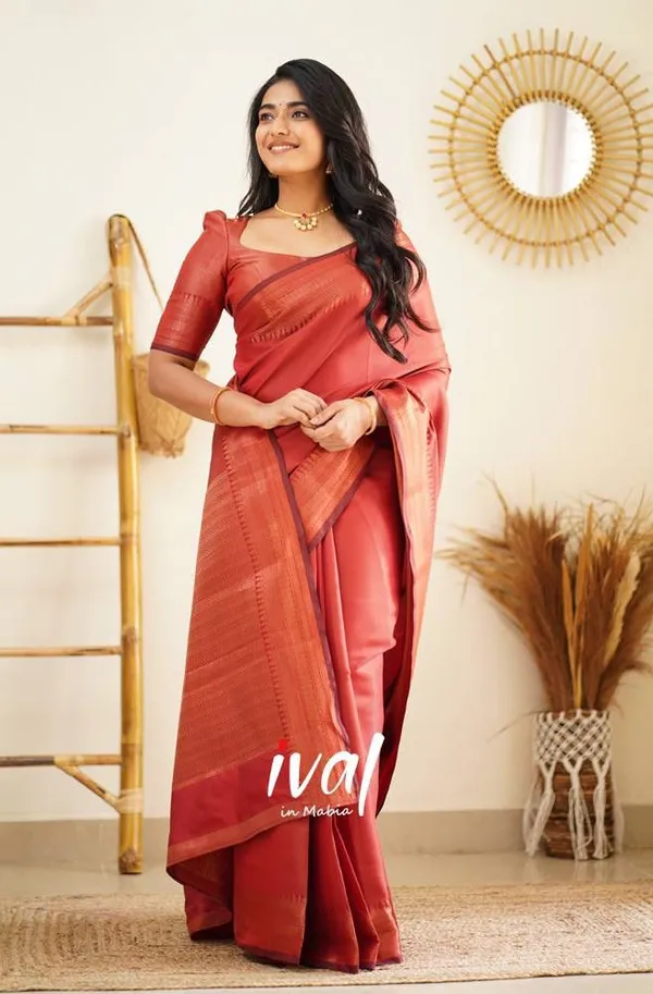 Red__Woven_Jacquard__Saree_With_Unstitched_Blouse