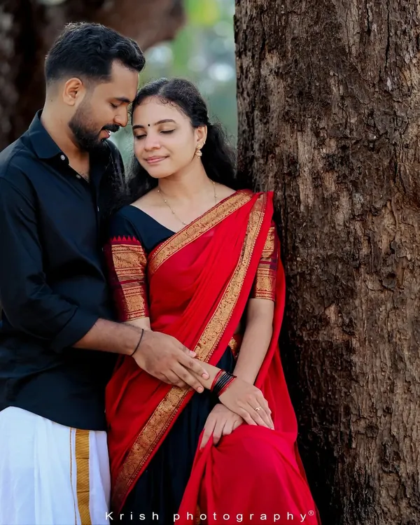 Black_Kanjiveram_Silk_Zari_Lehenga_With_Blouse_Along_With_Banarsi_Silk_Dupatta