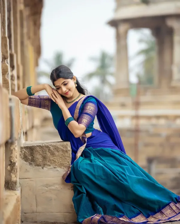 Blue_Kanjiveram_Silk_Zari_Lehenga_With_Blouse_Along_With_Banarsi_Silk_Dupatta