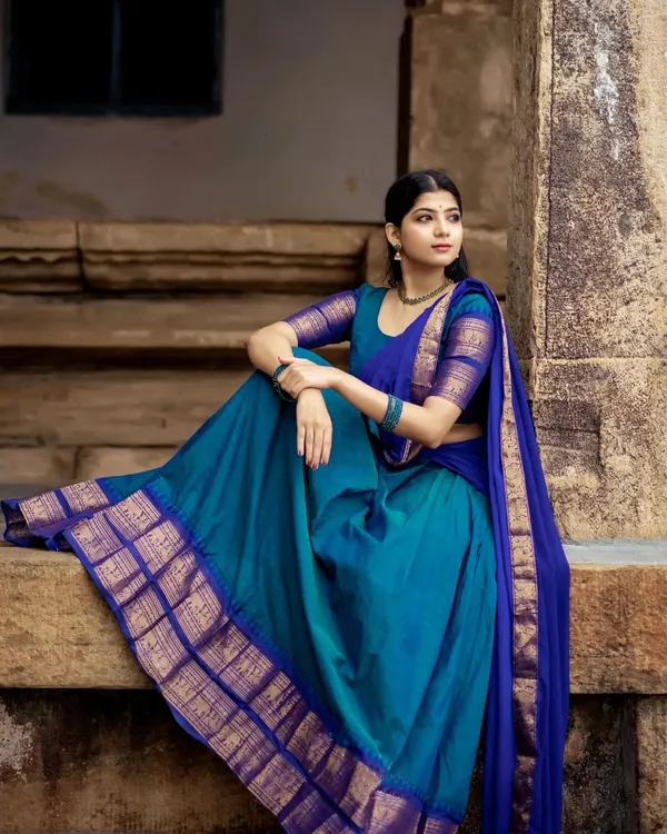 Blue_Kanjiveram_Silk_Zari_Lehenga_With_Blouse_Along_With_Banarsi_Silk_Dupatta