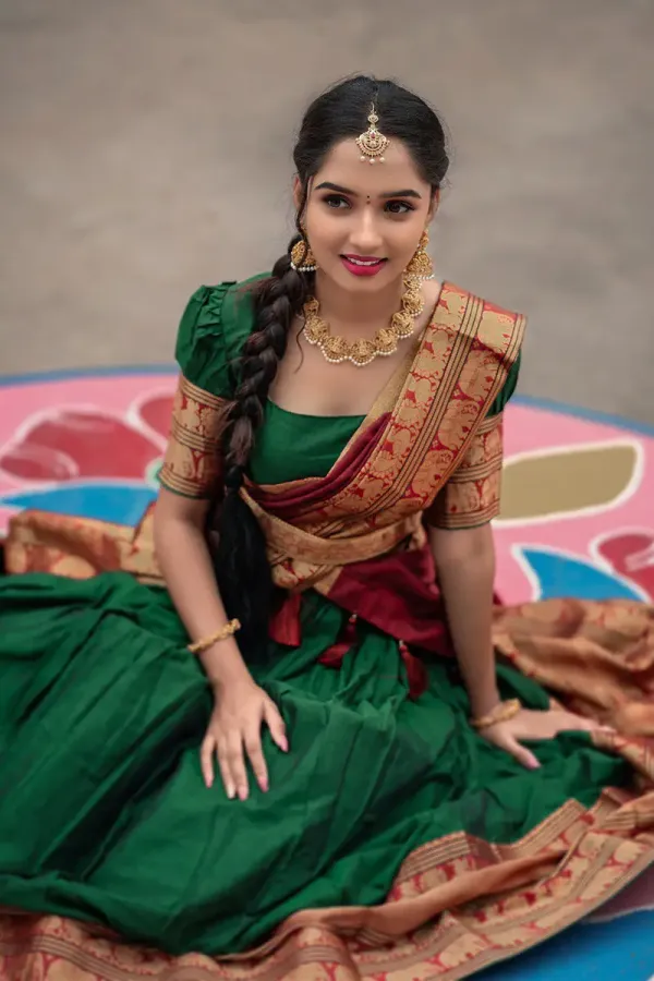 Green_Kanjiveram_Silk_Zari_Lehenga_With_Blouse_Along_With_Banarsi_Silk_Dupatta