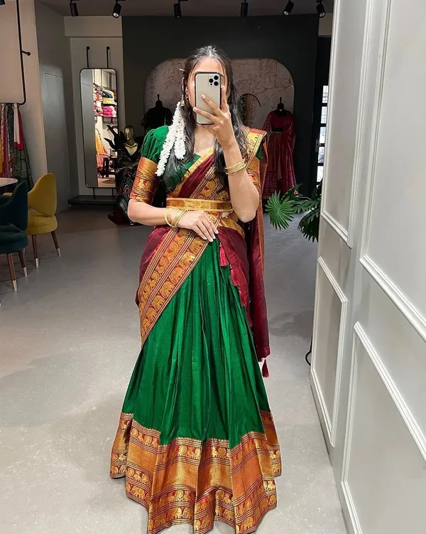 Green_Kanjiveram_Silk_Zari_Lehenga_With_Blouse_Along_With_Banarsi_Silk_Dupatta