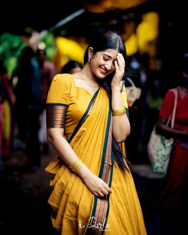 Yellow_Kanjiveram_Silk_Zari_Lehenga_With_Blouse_Along_With_Banarsi_Silk_Dupatta