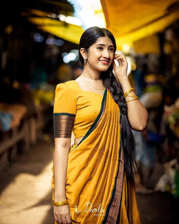 Yellow_Kanjiveram_Silk_Zari_Lehenga_With_Blouse_Along_With_Banarsi_Silk_Dupatta
