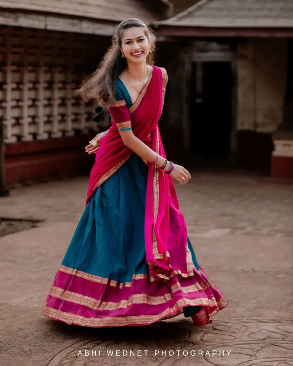 Morpich_Kanjiveram_Silk_Zari_Lehenga_With_Blouse_Along_With_Banarsi_Silk_Dupatta