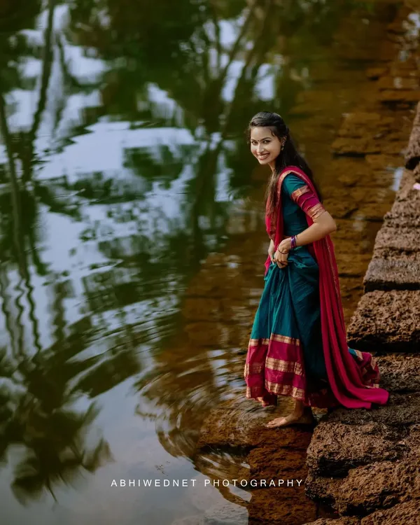 Morpich_Kanjiveram_Silk_Zari_Lehenga_With_Blouse_Along_With_Banarsi_Silk_Dupatta
