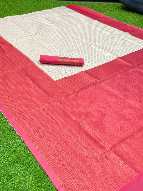 White_Red_White__Woven_Kanjivaram_Banarasi_Jacquard__Saree_With_Unstitched_Blouse