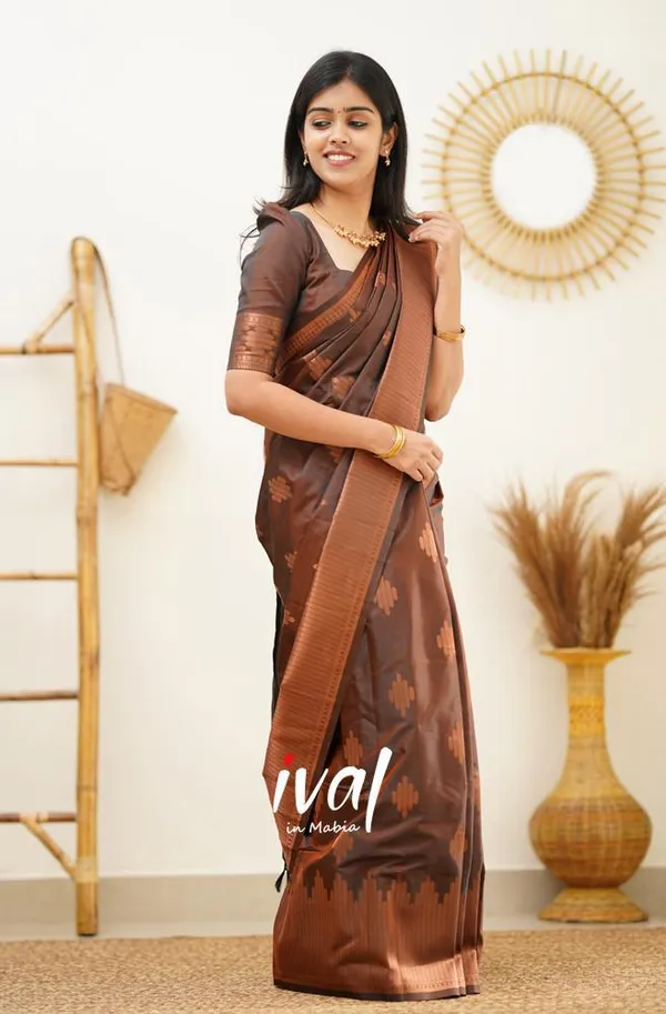 Brown__Woven_Jacquard__Saree_With_Unstitched_Blouse