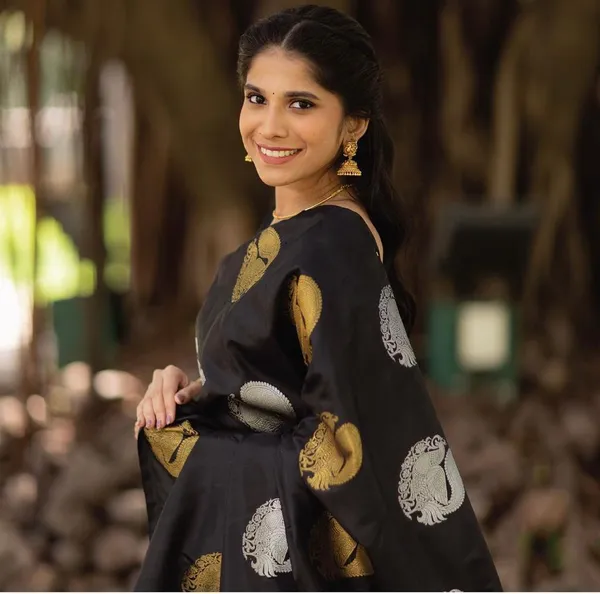 Black__Woven_Jacquard__Saree_With_Unstitched_Blouse