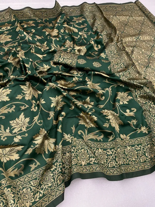 Green__Woven_Jacquard__Saree_With_Unstitched_Blouse