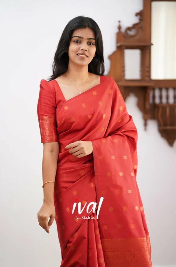 Red__Woven_Jacquard__Saree_With_Unstitched_Blouse