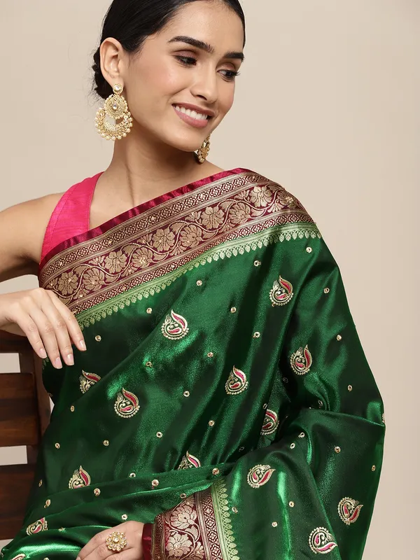 Green__Woven_Kanjivaram__Saree_With_Unstitched_Blouse