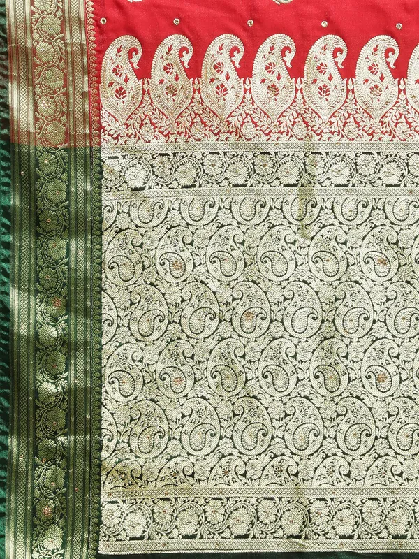 Red__Woven_Kanjivaram__Saree_With_Unstitched_Blouse