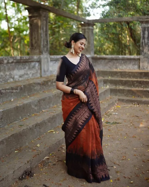 Orange__Woven_Jacquard__Saree_With_Unstitched_Blouse
