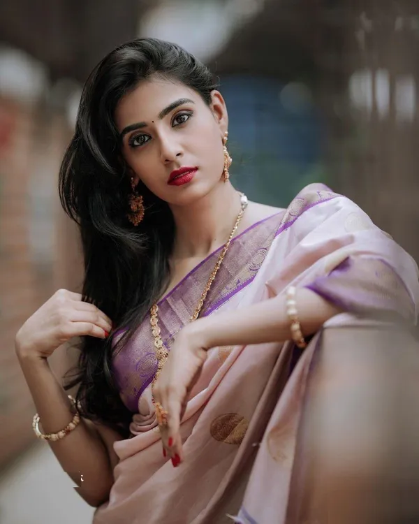 Baby_Pink_Woven_Banarasi_Soft_Silk__Saree_With_Unstitched_Blouse