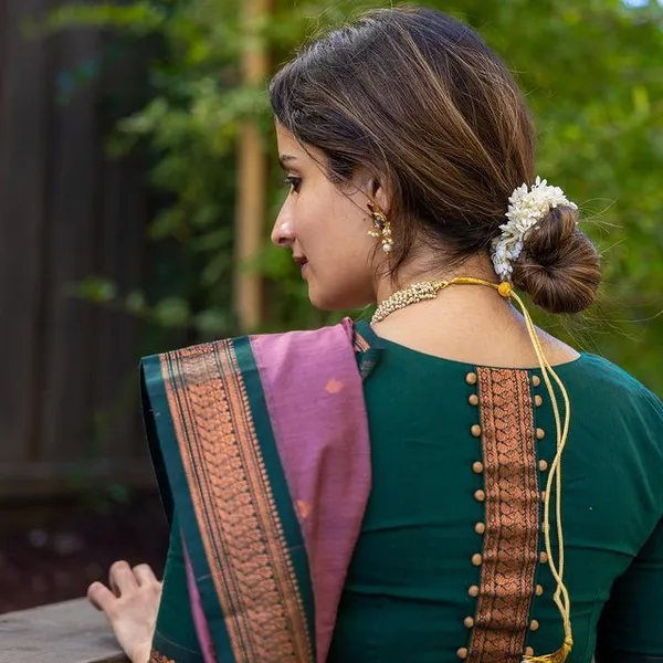 Rani_Green_Woven_Banarasi_Soft_Silk__Saree_With_Unstitched_Blouse