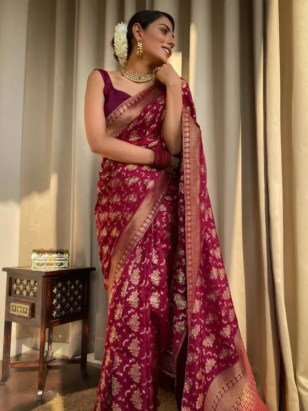 Maroon_Woven_Banarasi_Soft_Silk__Saree_With_Unstitched_Blouse