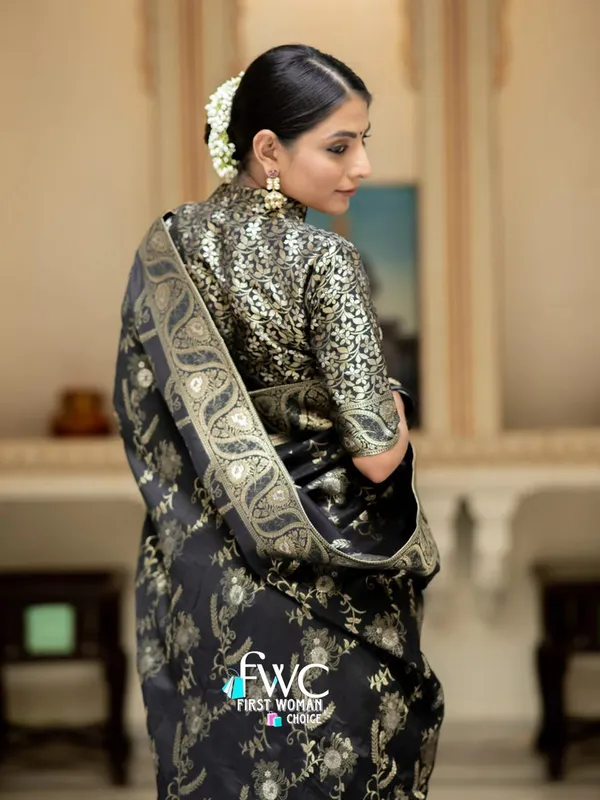 Black__Woven_Jacquard__Saree_With_Unstitched_Blouse
