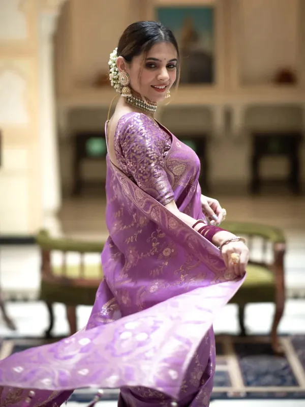 Lavender__Woven_Banarasi_Jacquard__Saree_With_Unstitched_Blouse