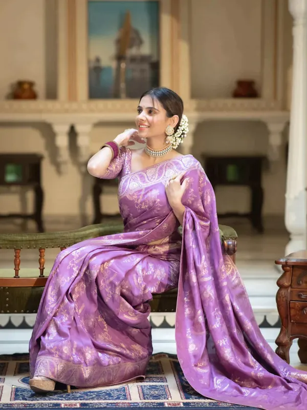 Lavender__Woven_Banarasi_Jacquard__Saree_With_Unstitched_Blouse