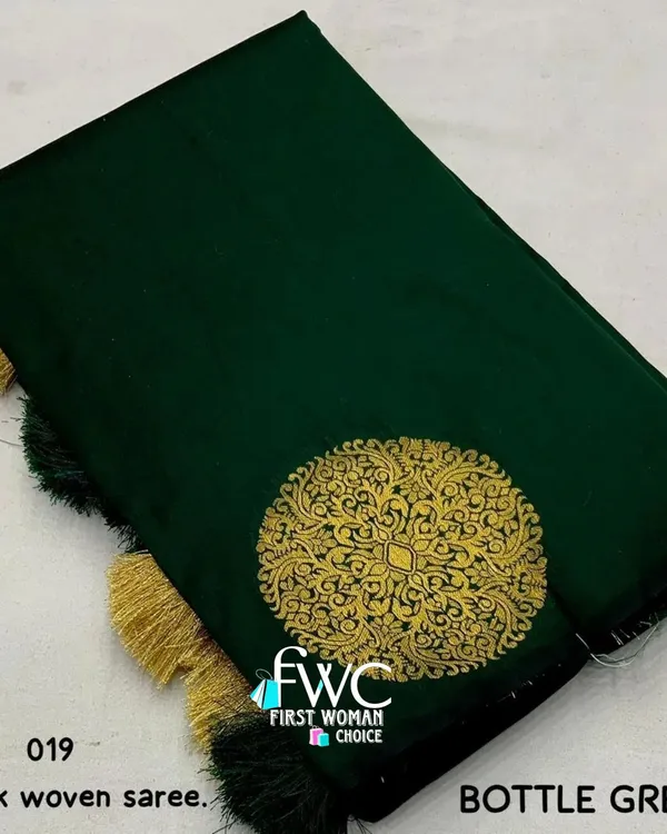Green__Woven_Jacquard__Saree_With_Unstitched_Blouse