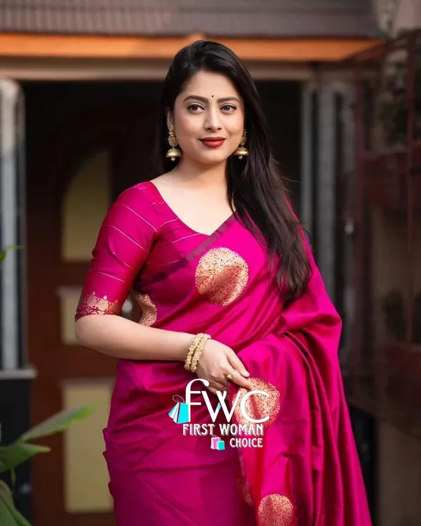 Pink__Woven_Jacquard__Saree_With_Unstitched_Blouse