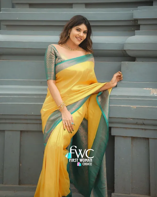 Yellow/Rama__Woven_Jacquard__Saree_With_Unstitched_Blouse
