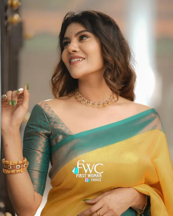 Yellow/Rama__Woven_Jacquard__Saree_With_Unstitched_Blouse
