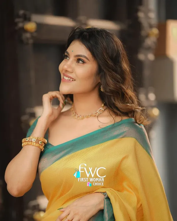 Yellow/Rama__Woven_Jacquard__Saree_With_Unstitched_Blouse