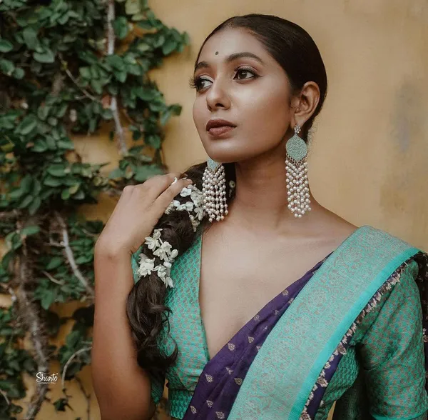 Blue__Woven_Banarasi_Jacquard__Saree_With_Unstitched_Blouse
