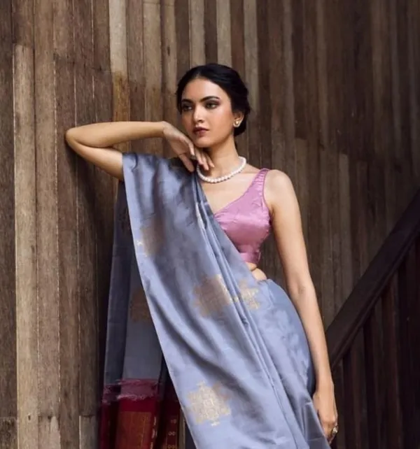 Grey__Woven_Kanjivaram__Saree_With_Unstitched_Blouse