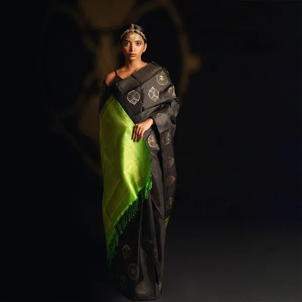 Black__Woven_Kanjivaram__Saree_With_Unstitched_Blouse