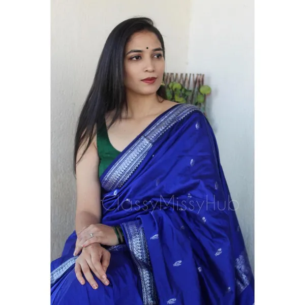 Light_Blue__Woven_Banarasi_Jacquard__Saree_With_Unstitched_Blouse