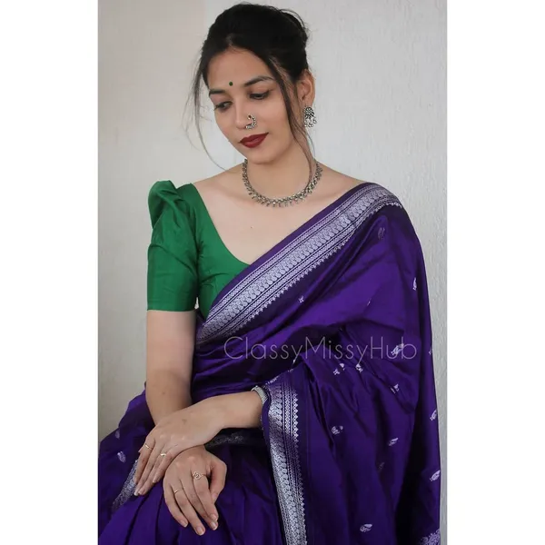 Purple__Woven_Banarasi_Jacquard__Saree_With_Unstitched_Blouse