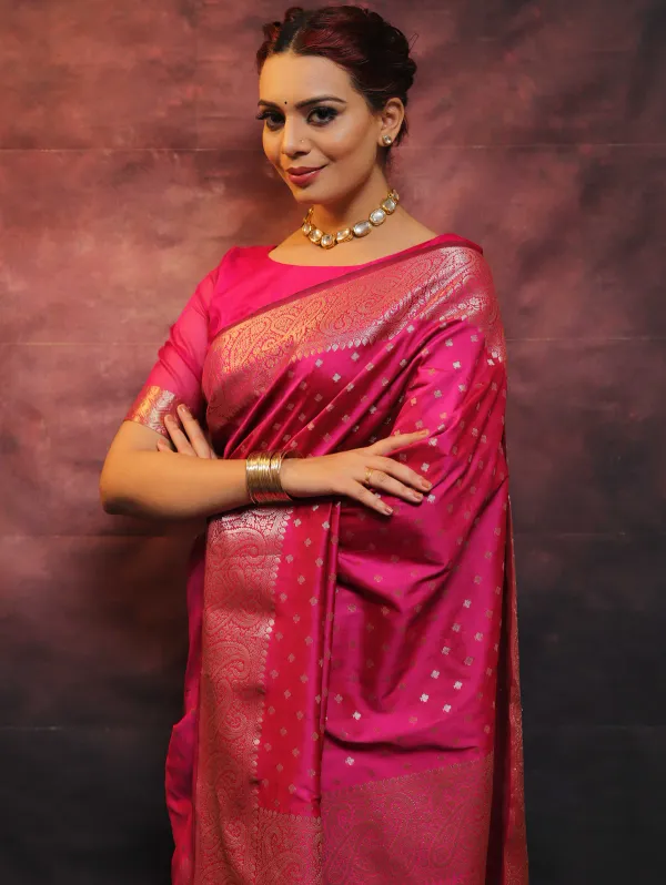 Tomato__Woven_Jacquard__Saree_With_Unstitched_Blouse