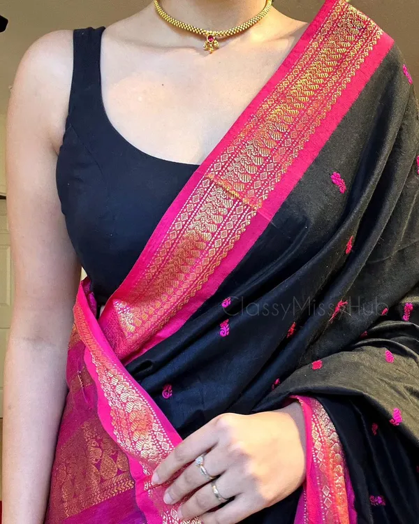 Black/Pink__Woven_Jacquard__Saree_With_Unstitched_Blouse