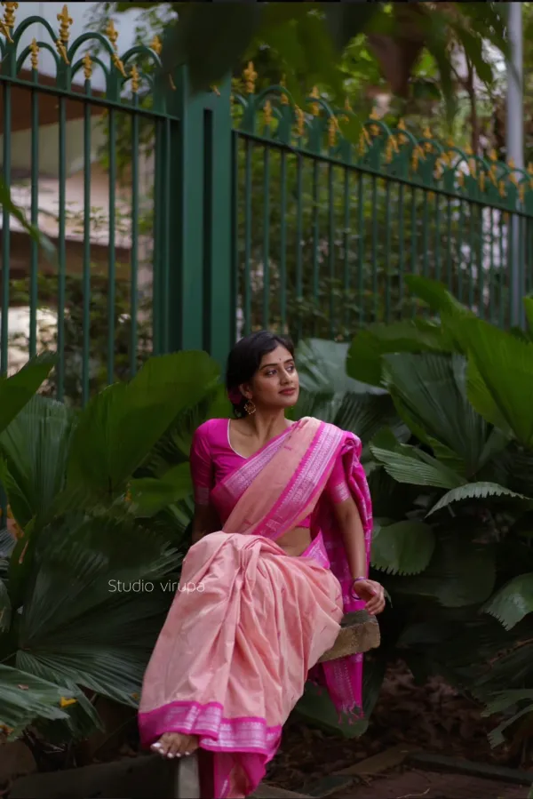 Pink/Rani__Woven_Jacquard__Saree_With_Unstitched_Blouse