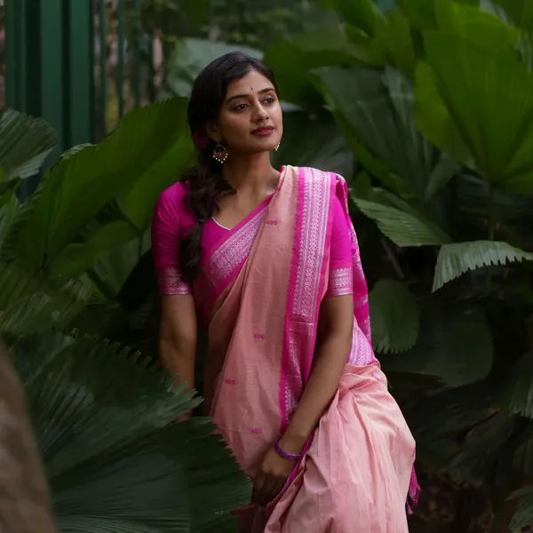 Pink/Rani__Woven_Jacquard__Saree_With_Unstitched_Blouse