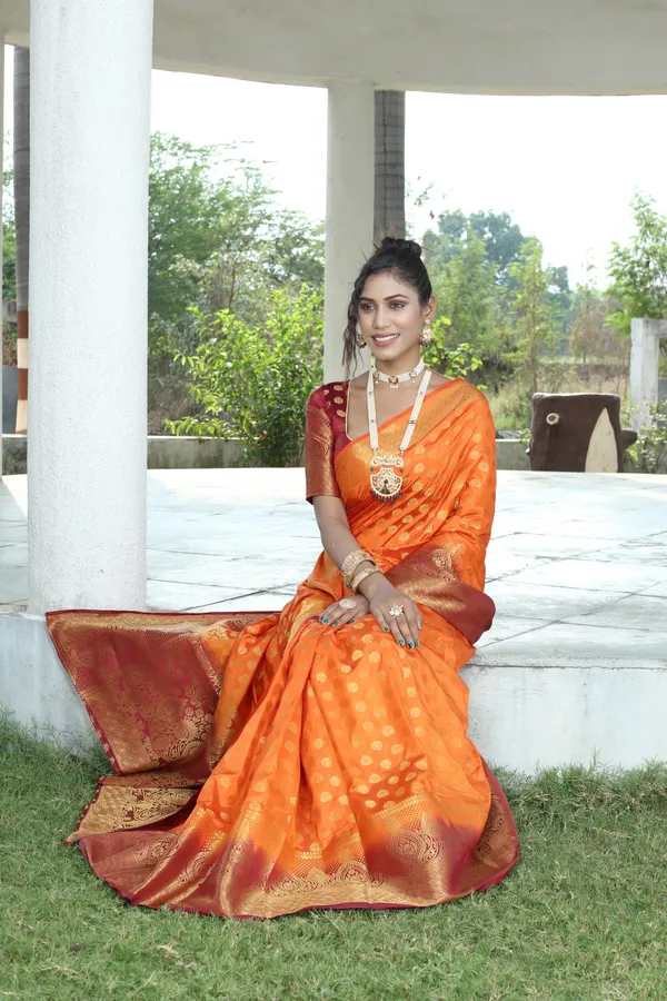 Orange_Woven_Banarasi_Soft_Silk__Saree_With_Unstitched_Blouse