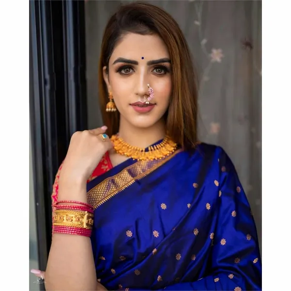 Light_Blue_Woven_Kanjivaram_Soft_Silk__Saree_With_Unstitched_Blouse