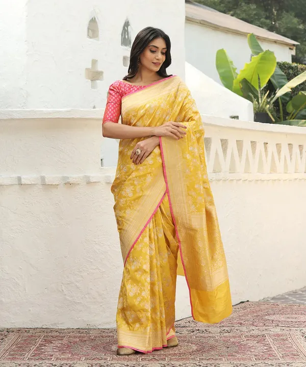Yellow_Woven_Banarasi_Soft_Silk__Saree_With_Unstitched_Blouse