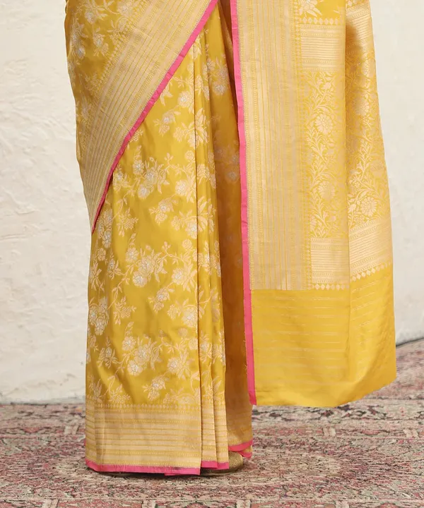 Yellow_Woven_Banarasi_Soft_Silk__Saree_With_Unstitched_Blouse