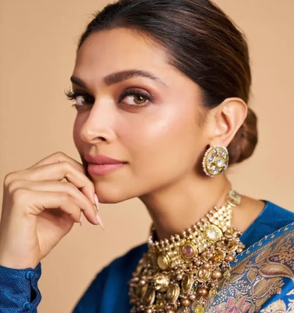 Light_Blue_Woven_Jacquard_Soft_Silk__Saree_With_Unstitched_Blouse