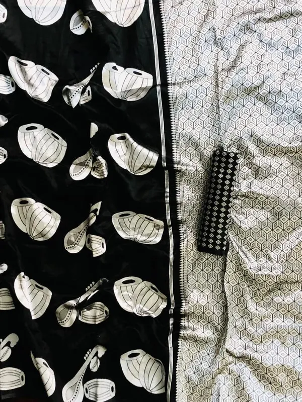Black__Woven_Jacquard__Saree_With_Unstitched_Blouse
