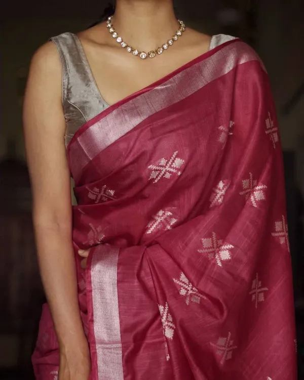 Cherry_Red_Khadi_Cotton_Silk_Saree_with_Blouse_Piece_For__Women