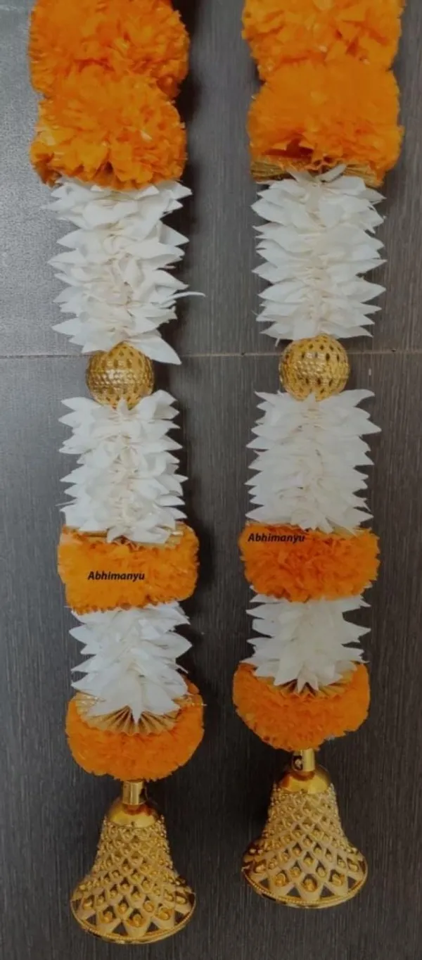 Handmade_Door_Hanging_Bandhanwar_Artificial_Marigold_Flower_and_Arificial_Gajra_4.5_Feet_Lenght(Pack_of_5)_(Orange)